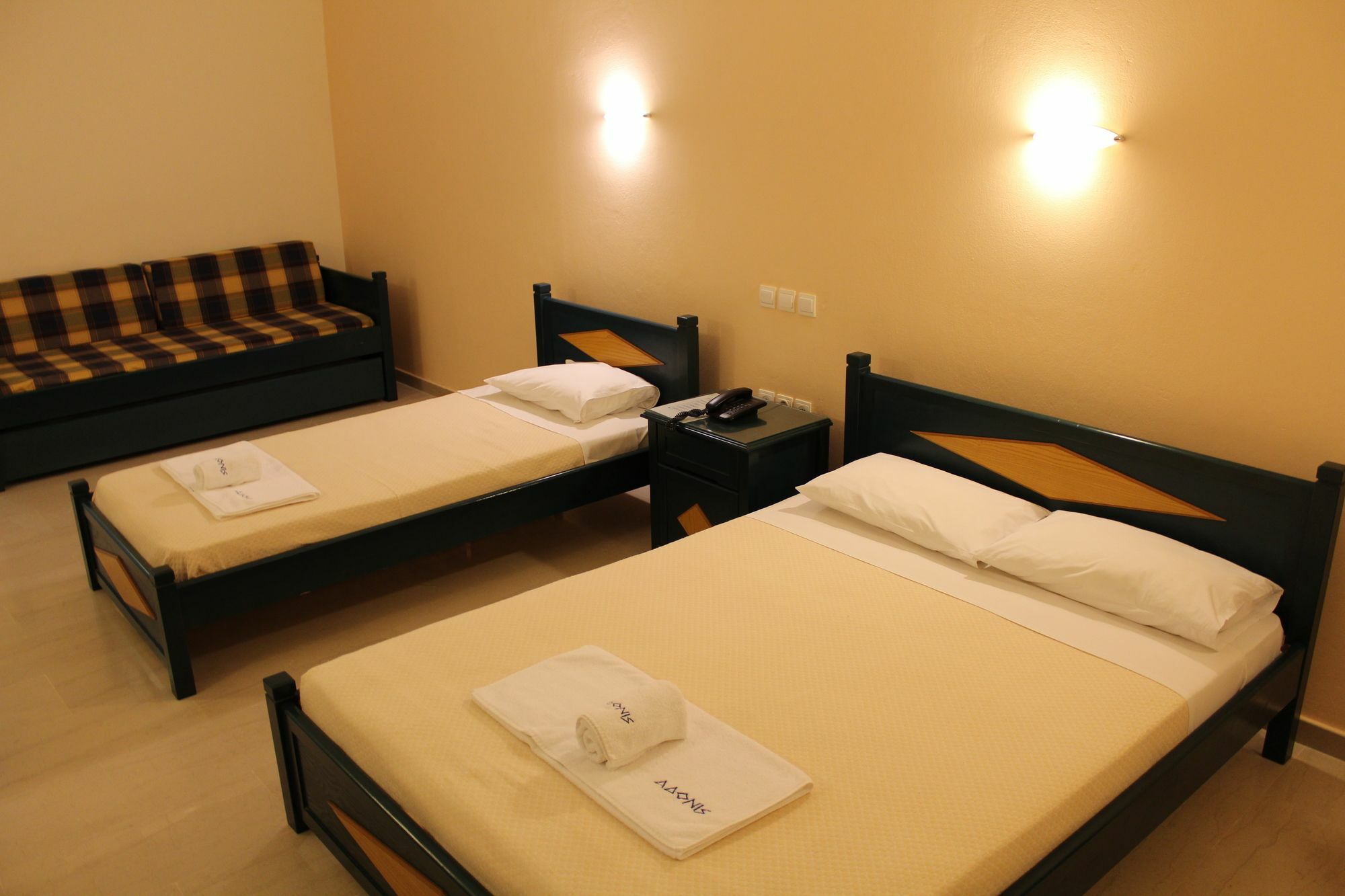 Adonis Hotel Превеза Экстерьер фото